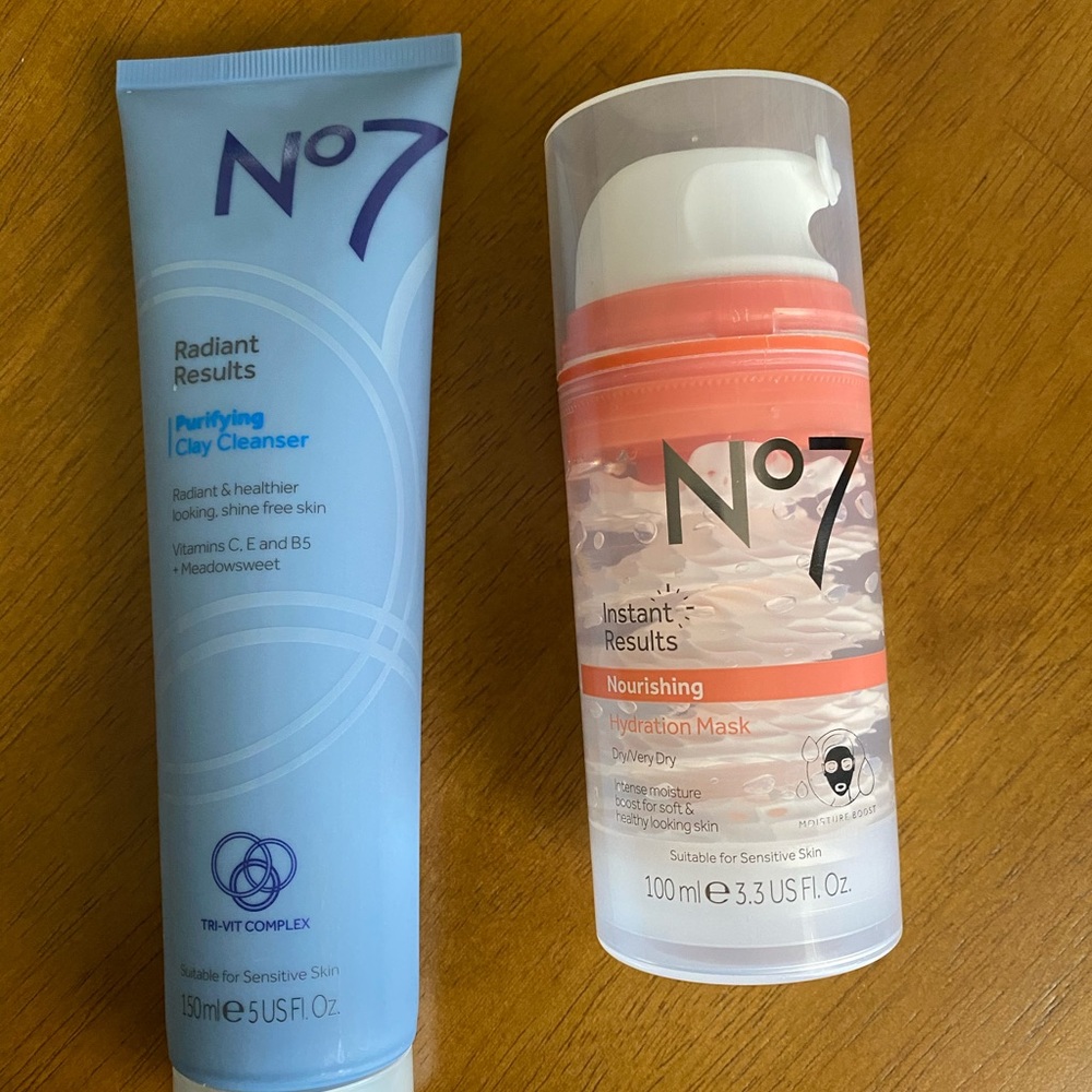 No 7 Cleanser & Hydration Mask Duo